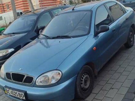 Синий Дэу Ланос, объемом двигателя 1.5 л и пробегом 140 тыс. км за 2000 $, фото 1 на Automoto.ua