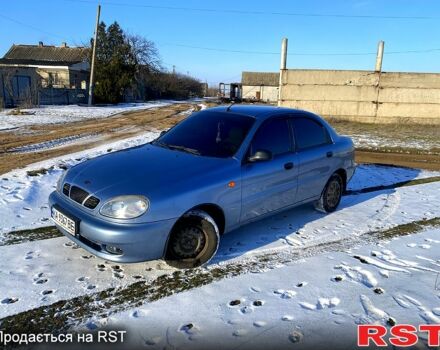 Синий Дэу Ланос, объемом двигателя 1.5 л и пробегом 1350 тыс. км за 2700 $, фото 1 на Automoto.ua