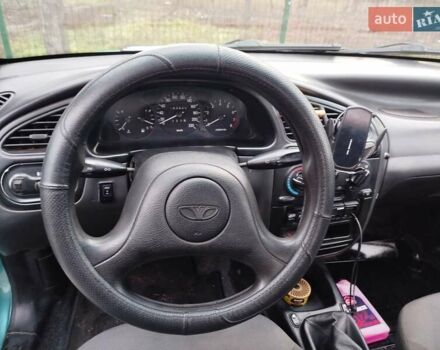 Зеленый Дэу Ланос, объемом двигателя 1.5 л и пробегом 190 тыс. км за 2200 $, фото 5 на Automoto.ua