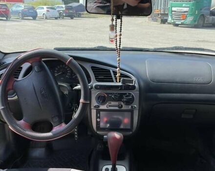 Зелений Деу Ланос, об'ємом двигуна 1.6 л та пробігом 165 тис. км за 3500 $, фото 8 на Automoto.ua
