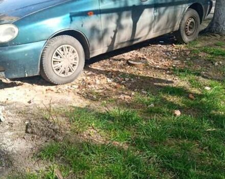 Зеленый Дэу Ланос, объемом двигателя 1.5 л и пробегом 342 тыс. км за 950 $, фото 1 на Automoto.ua