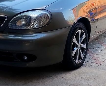 Зелений Деу Ланос, об'ємом двигуна 1.5 л та пробігом 300 тис. км за 2600 $, фото 5 на Automoto.ua
