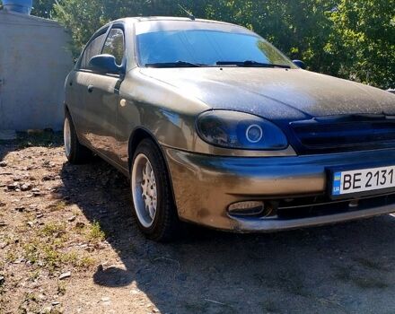 Деу Ланос 2007 у Первомайськ на Automoto.ua Зелений Деу Ланос, об'ємом двигуна 1.5 л та пробігом 283 тис. км за 2650 $, фото 1 на Automoto.ua