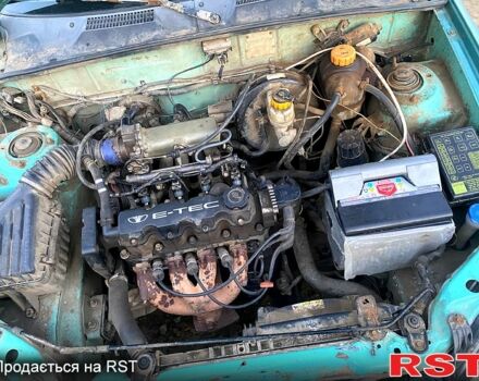 Зелений Деу Ланос, об'ємом двигуна 1.5 л та пробігом 300 тис. км за 1350 $, фото 1 на Automoto.ua