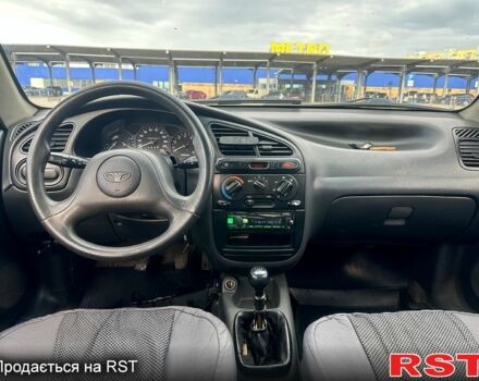 Зелений Деу Ланос, об'ємом двигуна 1.5 л та пробігом 300 тис. км за 1799 $, фото 8 на Automoto.ua