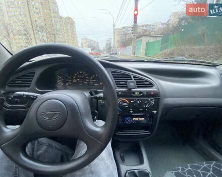 Зеленый Дэу Ланос, объемом двигателя 1.5 л и пробегом 218 тыс. км за 2500 $, фото 5 на Automoto.ua