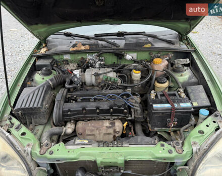 Зелений Деу Ланос, об'ємом двигуна 1.6 л та пробігом 350 тис. км за 1350 $, фото 2 на Automoto.ua