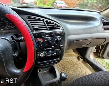 Дэу Ланос 2003 в Славянске на Automoto.ua Зеленый Дэу Ланос, объемом двигателя 1.5 л и пробегом 450 тыс. км за 1100 $, фото 12 на Automoto.ua