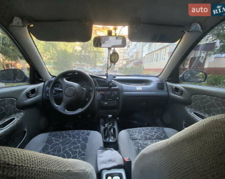 Деу Ланос 2003 у Тернополі на Automoto.ua Зелений Деу Ланос, об'ємом двигуна 1.5 л та пробігом 471 тис. км за 1500 $, фото 4 на Automoto.ua