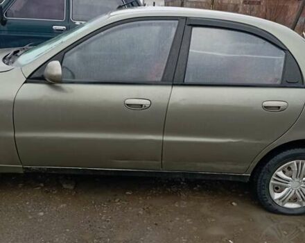 Зеленый Дэу Ланос, объемом двигателя 1.5 л и пробегом 350 тыс. км за 850 $, фото 4 на Automoto.ua