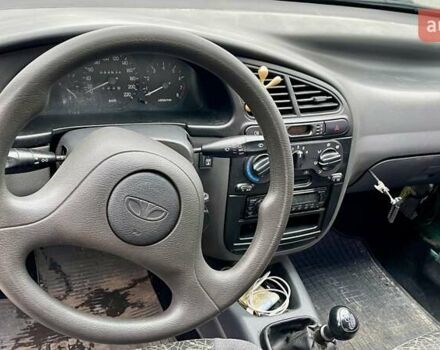 Зеленый Дэу Ланос, объемом двигателя 1.5 л и пробегом 220 тыс. км за 2800 $, фото 3 на Automoto.ua