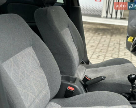 Зелений Деу Ланос, об'ємом двигуна 1.5 л та пробігом 241 тис. км за 2250 $, фото 47 на Automoto.ua