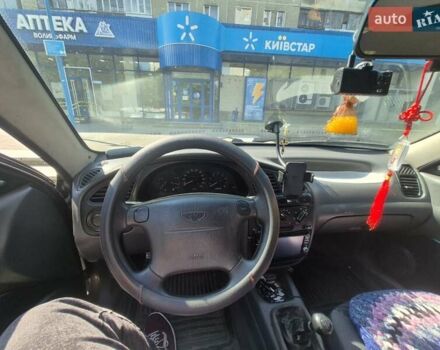 Зелений Деу Ланос, об'ємом двигуна 1.6 л та пробігом 378 тис. км за 1100 $, фото 5 на Automoto.ua
