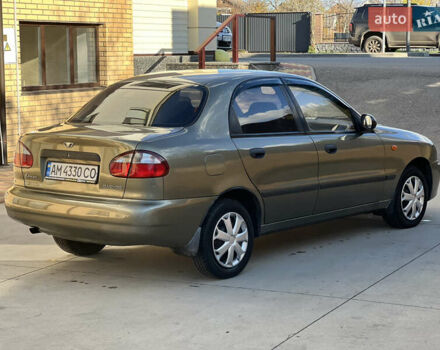 Деу Ланос 2004 у Бердичеве на Automoto.ua Зелений Деу Ланос, об'ємом двигуна 1.6 л та пробігом 221 тис. км за 2500 $, фото 9 на Automoto.ua