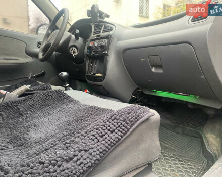 Зеленый Дэу Ланос, объемом двигателя 1.5 л и пробегом 183 тыс. км за 2000 $, фото 7 на Automoto.ua