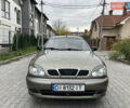 Деу Ланос 2004 у Ужгороді на Automoto.ua Зелений Деу Ланос, об'ємом двигуна 1.5 л та пробігом 124 тис. км за 2650 $, фото 5 на Automoto.ua