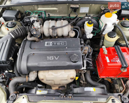 Зеленый Дэу Ланос, объемом двигателя 1.6 л и пробегом 187 тыс. км за 3150 $, фото 6 на Automoto.ua