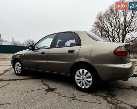 Зеленый Дэу Ланос, объемом двигателя 1.6 л и пробегом 187 тыс. км за 3150 $, фото 1 на Automoto.ua