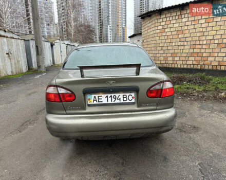 Зеленый Дэу Ланос, объемом двигателя 1.5 л и пробегом 250 тыс. км за 2000 $, фото 4 на Automoto.ua