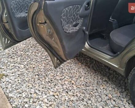 Зеленый Дэу Ланос, объемом двигателя 1.5 л и пробегом 190 тыс. км за 2450 $, фото 5 на Automoto.ua