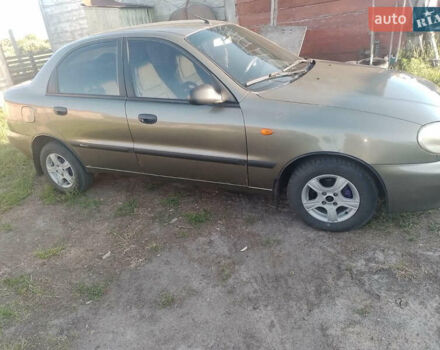Зелений Деу Ланос, об'ємом двигуна 1.5 л та пробігом 150 тис. км за 1500 $, фото 1 на Automoto.ua