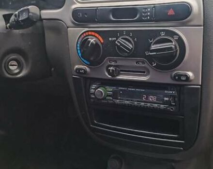 Зеленый Дэу Ланос, объемом двигателя 1.6 л и пробегом 291 тыс. км за 1999 $, фото 1 на Automoto.ua