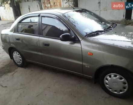 Зелений Деу Ланос, об'ємом двигуна 1.5 л та пробігом 125 тис. км за 3200 $, фото 1 на Automoto.ua