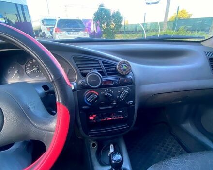 Зеленый Дэу Ланос, объемом двигателя 1.5 л и пробегом 264 тыс. км за 950 $, фото 2 на Automoto.ua