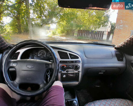 Зелений Деу Ланос, об'ємом двигуна 1.6 л та пробігом 280 тис. км за 2250 $, фото 9 на Automoto.ua