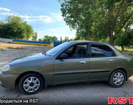 Зеленый Дэу Ланос, объемом двигателя 1.5 л и пробегом 175 тыс. км за 2499 $, фото 3 на Automoto.ua