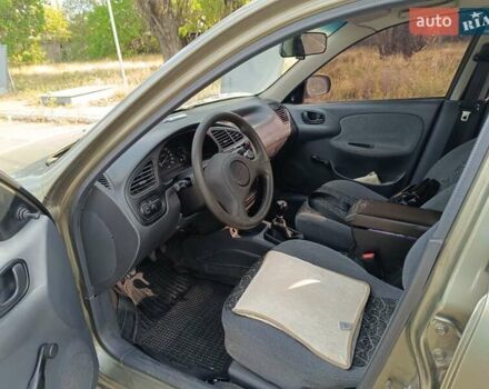 Зелений Деу Ланос, об'ємом двигуна 1.5 л та пробігом 368 тис. км за 3000 $, фото 6 на Automoto.ua