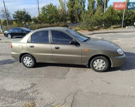 Зелений Деу Ланос, об'ємом двигуна 1.5 л та пробігом 368 тис. км за 3000 $, фото 4 на Automoto.ua