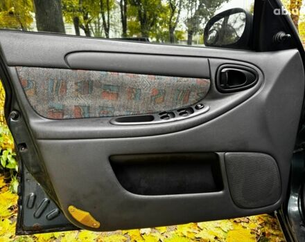 Зелений Деу Ланос, об'ємом двигуна 1.6 л та пробігом 191 тис. км за 2690 $, фото 9 на Automoto.ua