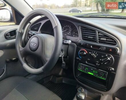 Дэу Ланос 2005 в Ивано-Франковске на Automoto.ua Зеленый Дэу Ланос, объемом двигателя 1.5 л и пробегом 158 тыс. км за 2100 $, фото 24 на Automoto.ua