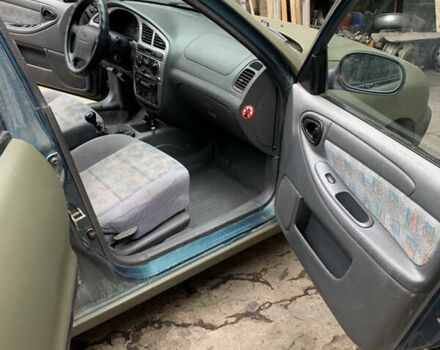 Зелений Деу Ланос, об'ємом двигуна 1.6 л та пробігом 248 тис. км за 2500 $, фото 11 на Automoto.ua