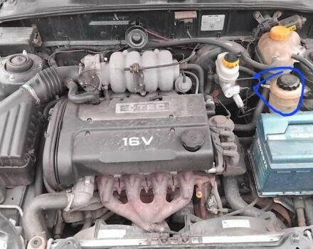 Зеленый Дэу Ланос, объемом двигателя 1.6 л и пробегом 165 тыс. км за 2400 $, фото 4 на Automoto.ua