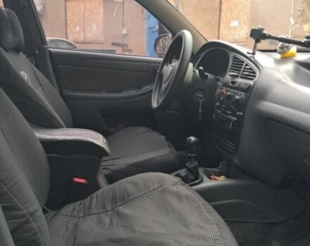 Зелений Деу Ланос, об'ємом двигуна 1.5 л та пробігом 255 тис. км за 2000 $, фото 5 на Automoto.ua