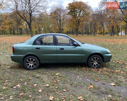Зеленый Дэу Ланос, объемом двигателя 1.5 л и пробегом 180 тыс. км за 2250 $, фото 4 на Automoto.ua