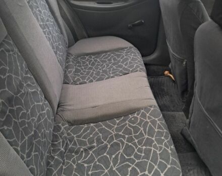 Зелений Деу Ланос, об'ємом двигуна 1.5 л та пробігом 255 тис. км за 2000 $, фото 4 на Automoto.ua