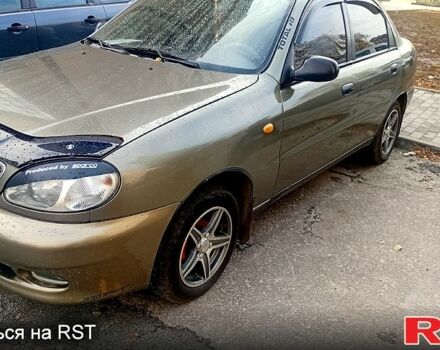 Зеленый Дэу Ланос, объемом двигателя 1.5 л и пробегом 250 тыс. км за 1300 $, фото 1 на Automoto.ua