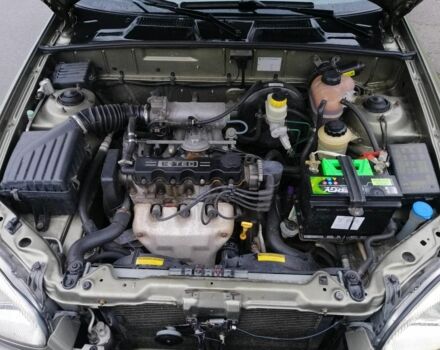 Зелений Деу Ланос, об'ємом двигуна 1 л та пробігом 177 тис. км за 3500 $, фото 4 на Automoto.ua
