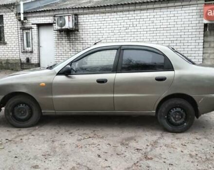 Зеленый Дэу Ланос, объемом двигателя 1.5 л и пробегом 221 тыс. км за 1900 $, фото 3 на Automoto.ua