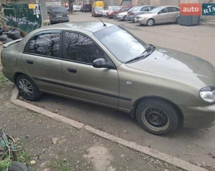 Зеленый Дэу Ланос, объемом двигателя 1.5 л и пробегом 255 тыс. км за 2100 $, фото 1 на Automoto.ua
