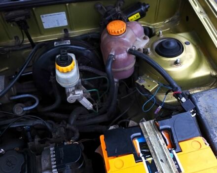 Зелений Деу Ланос, об'ємом двигуна 1.5 л та пробігом 0 тис. км за 2000 $, фото 6 на Automoto.ua