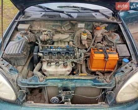 Зеленый Дэу Ланос, объемом двигателя 1.6 л и пробегом 320 тыс. км за 2000 $, фото 4 на Automoto.ua