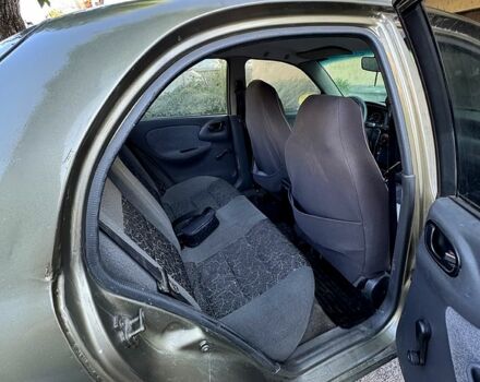 Зеленый Дэу Ланос, объемом двигателя 1.5 л и пробегом 33 тыс. км за 2200 $, фото 4 на Automoto.ua