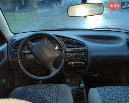 Дэу Ланос 2006 в Лысянке на Automoto.ua Зеленый Дэу Ланос, объемом двигателя 1.5 л и пробегом 186 тыс. км за 2200 $, фото 6 на Automoto.ua