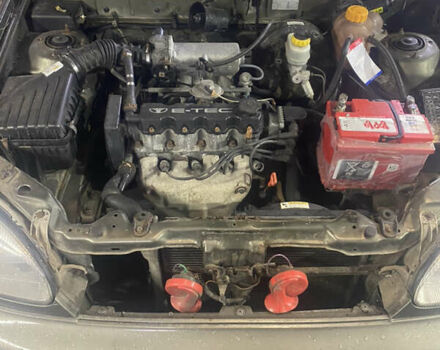 Зелений Деу Ланос, об'ємом двигуна 1.5 л та пробігом 260 тис. км за 1650 $, фото 1 на Automoto.ua