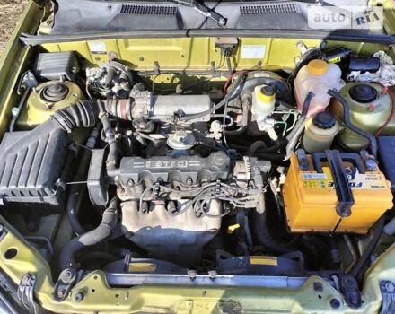 Зелений Деу Ланос, об'ємом двигуна 1.5 л та пробігом 230 тис. км за 3000 $, фото 5 на Automoto.ua