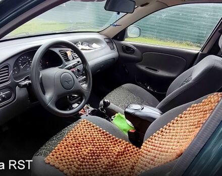 Зеленый Дэу Ланос, объемом двигателя 1.5 л и пробегом 136 тыс. км за 3300 $, фото 5 на Automoto.ua